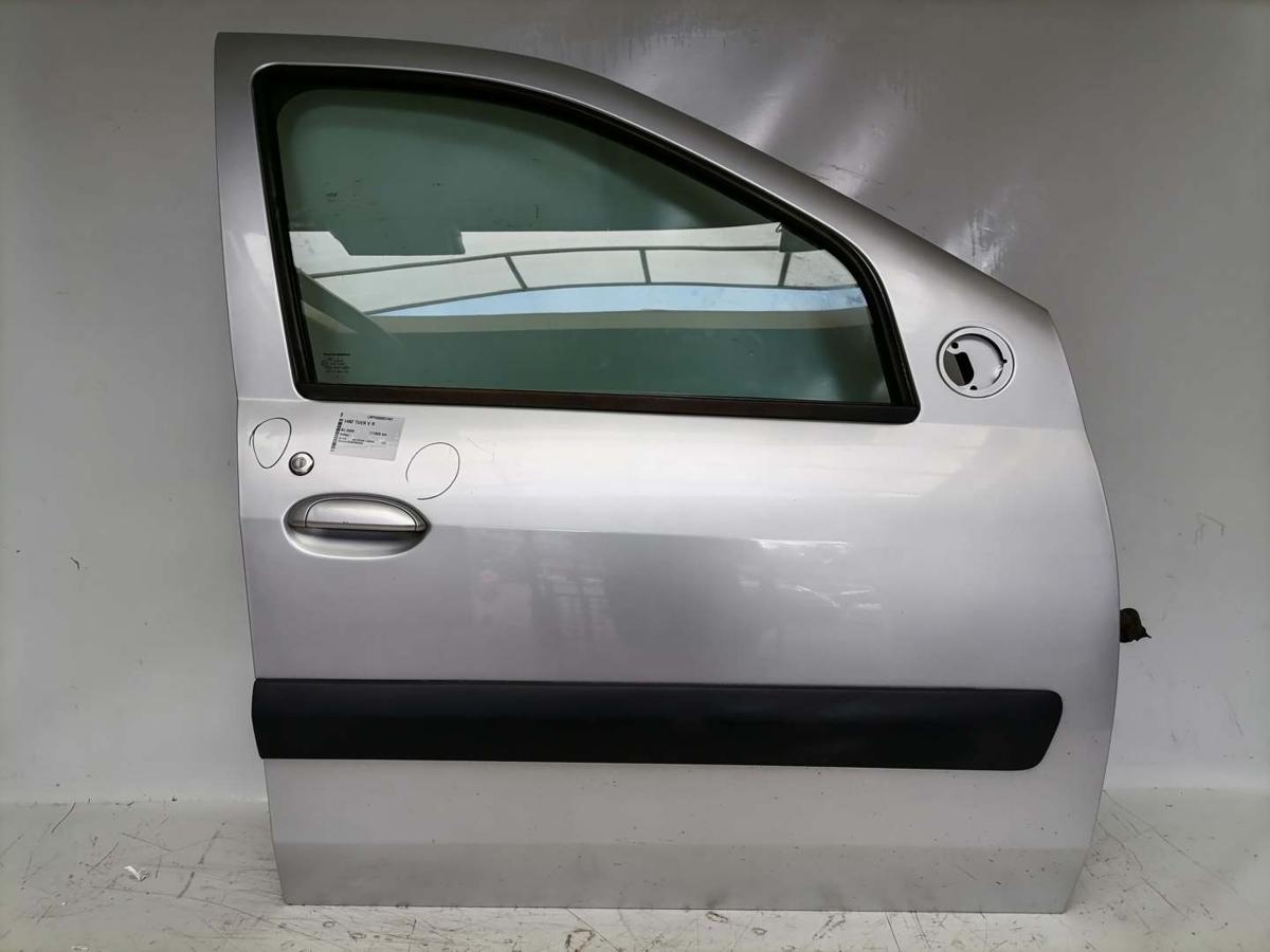 Dacia Logan MCV Bj.2009 original Tür vorn rechts Silber Bj.2009